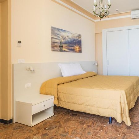 Hotel Badano Sul Mare Alassio Exterior photo